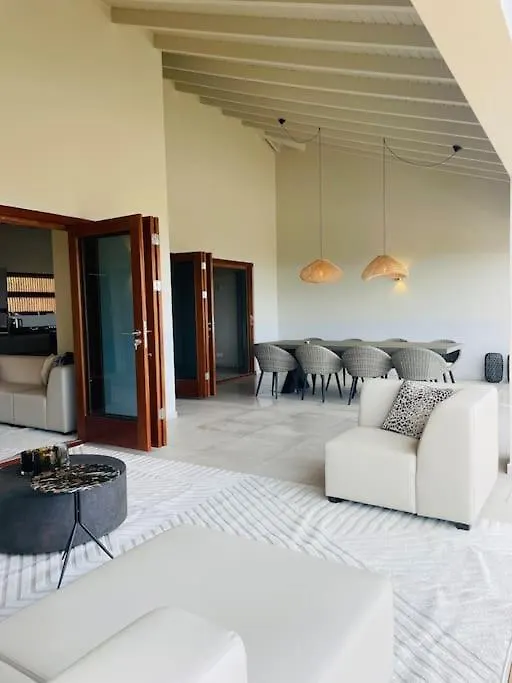 Villa Vista Valentin Willemstad